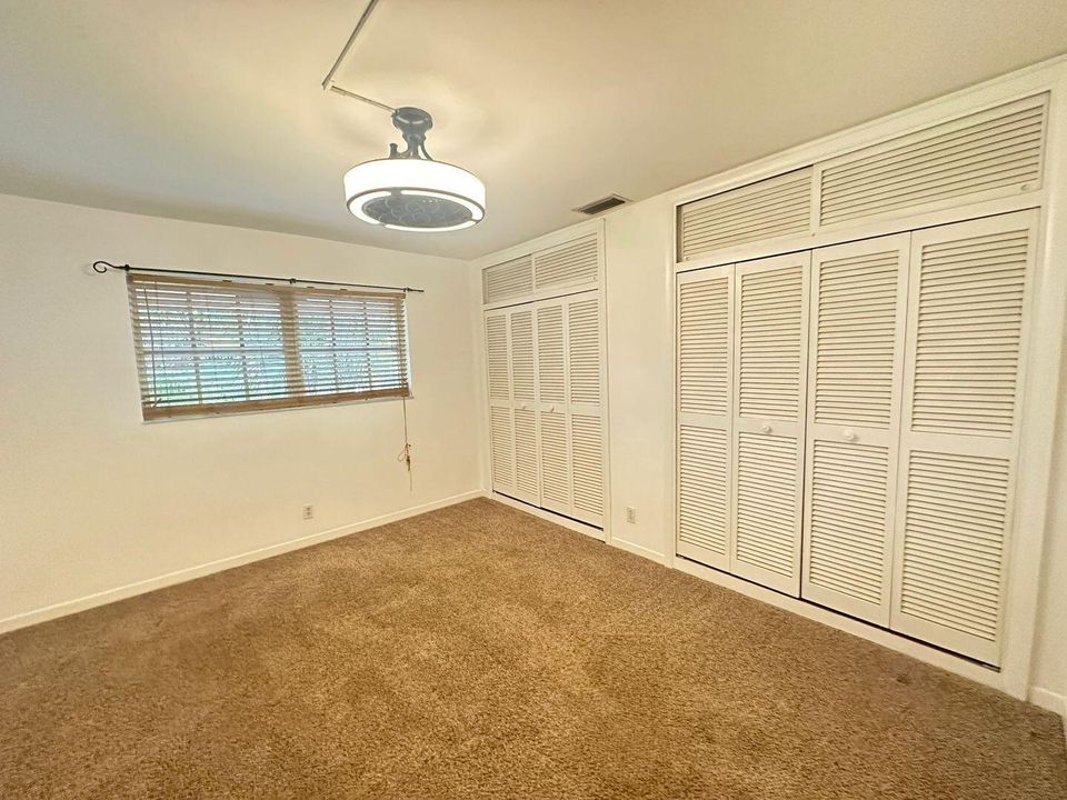 For Rent: $2,500 (2 beds, 1 baths, 1250 Square Feet)