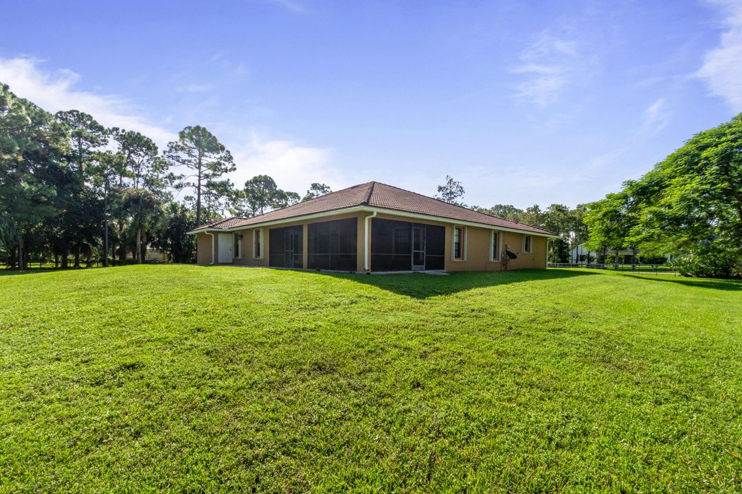 For Sale: $799,000 (4 beds, 3 baths, 2614 Square Feet)