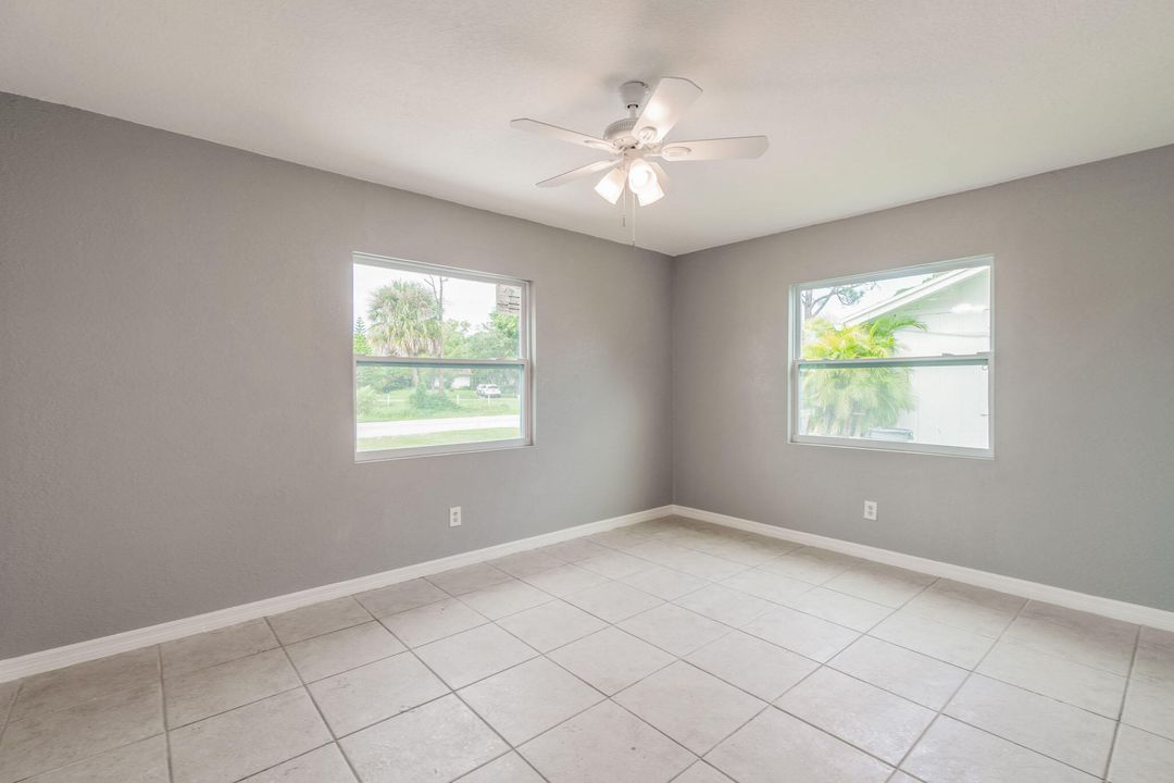 For Rent: $3,000 (3 beds, 2 baths, 1158 Square Feet)