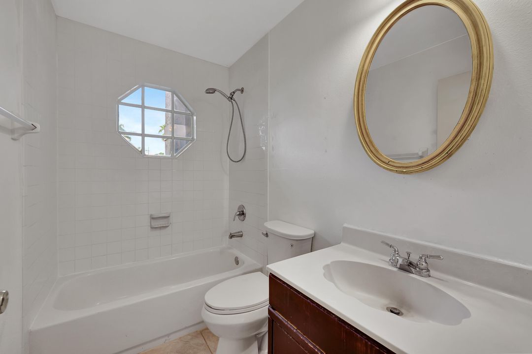 For Sale: $374,900 (3 beds, 2 baths, 1389 Square Feet)