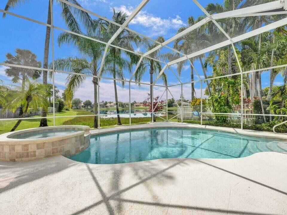 En Venta: $1,075,000 (5 camas, 3 baños, 3066 Pies cuadrados)