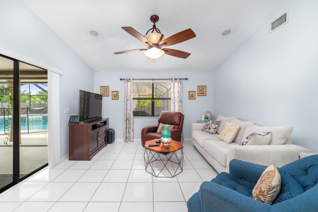 For Sale: $485,000 (3 beds, 2 baths, 1862 Square Feet)