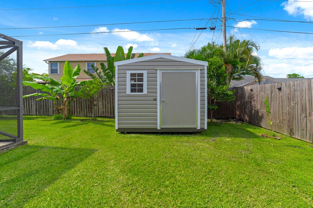 For Sale: $485,000 (3 beds, 2 baths, 1862 Square Feet)