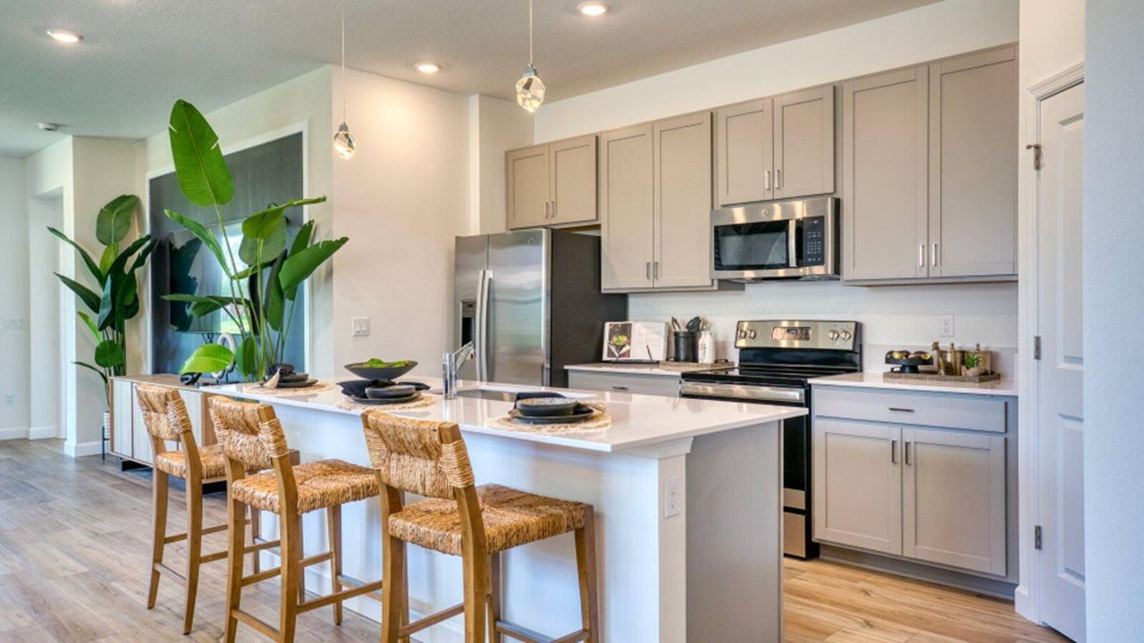 For Sale: $551,125 (2 beds, 2 baths, 1757 Square Feet)