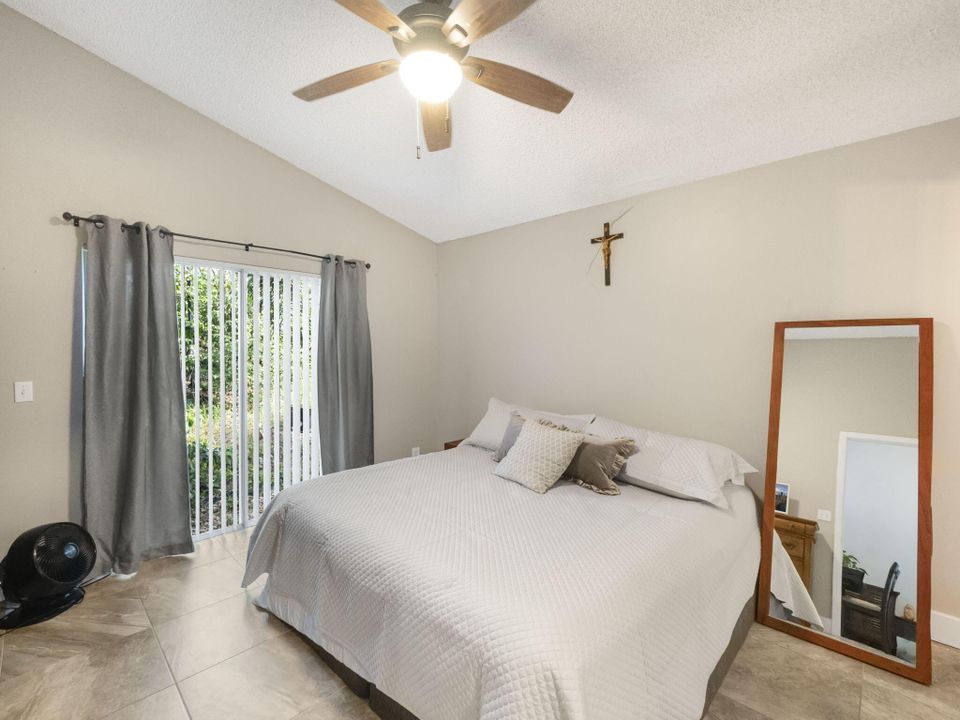 For Sale: $419,900 (3 beds, 2 baths, 1483 Square Feet)