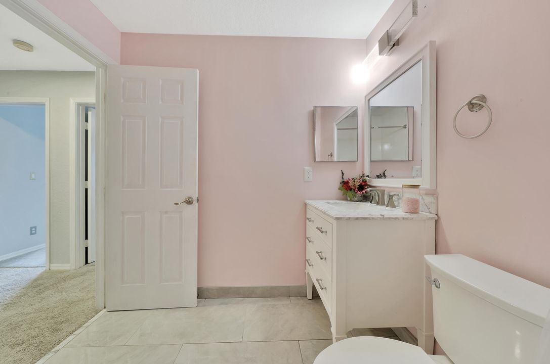 For Sale: $405,000 (4 beds, 2 baths, 1938 Square Feet)