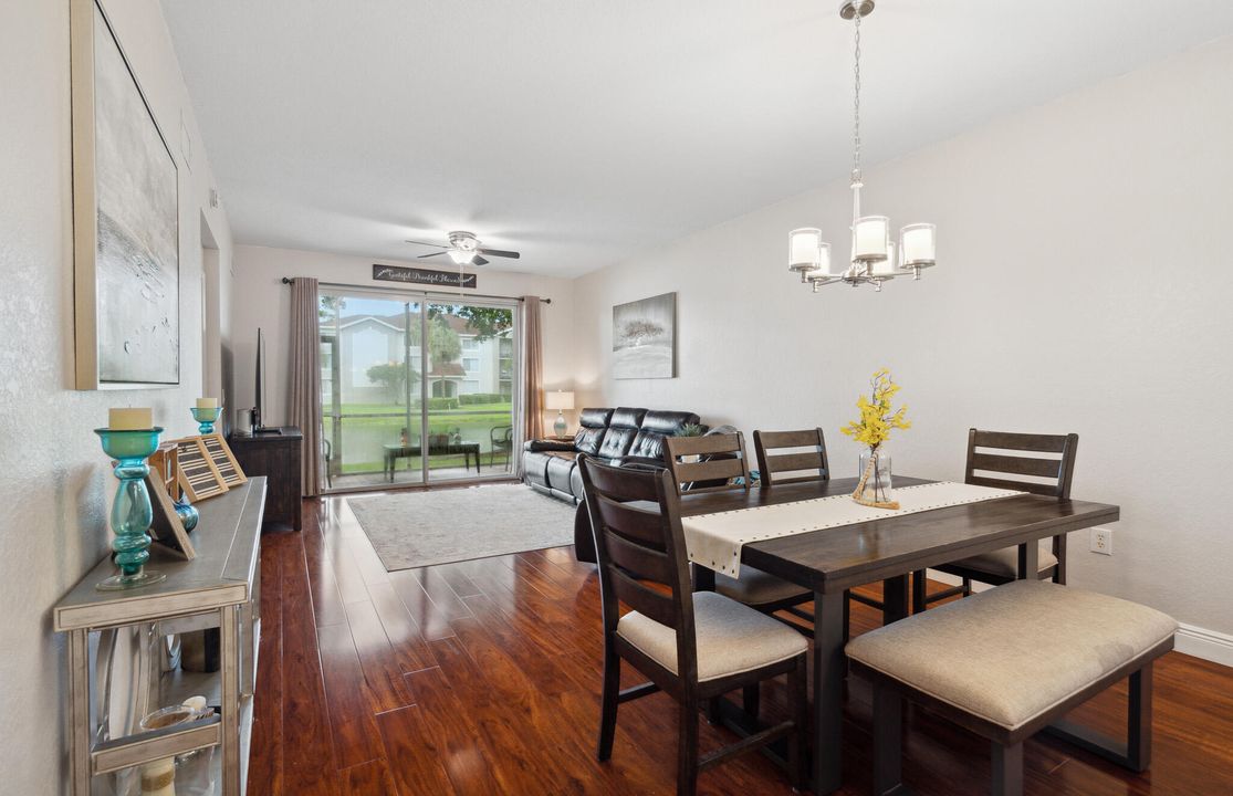 For Sale: $284,999 (2 beds, 2 baths, 1229 Square Feet)