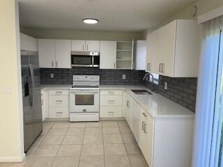 For Rent: $2,100 (2 beds, 2 baths, 1026 Square Feet)