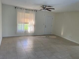 For Rent: $2,100 (2 beds, 2 baths, 1026 Square Feet)