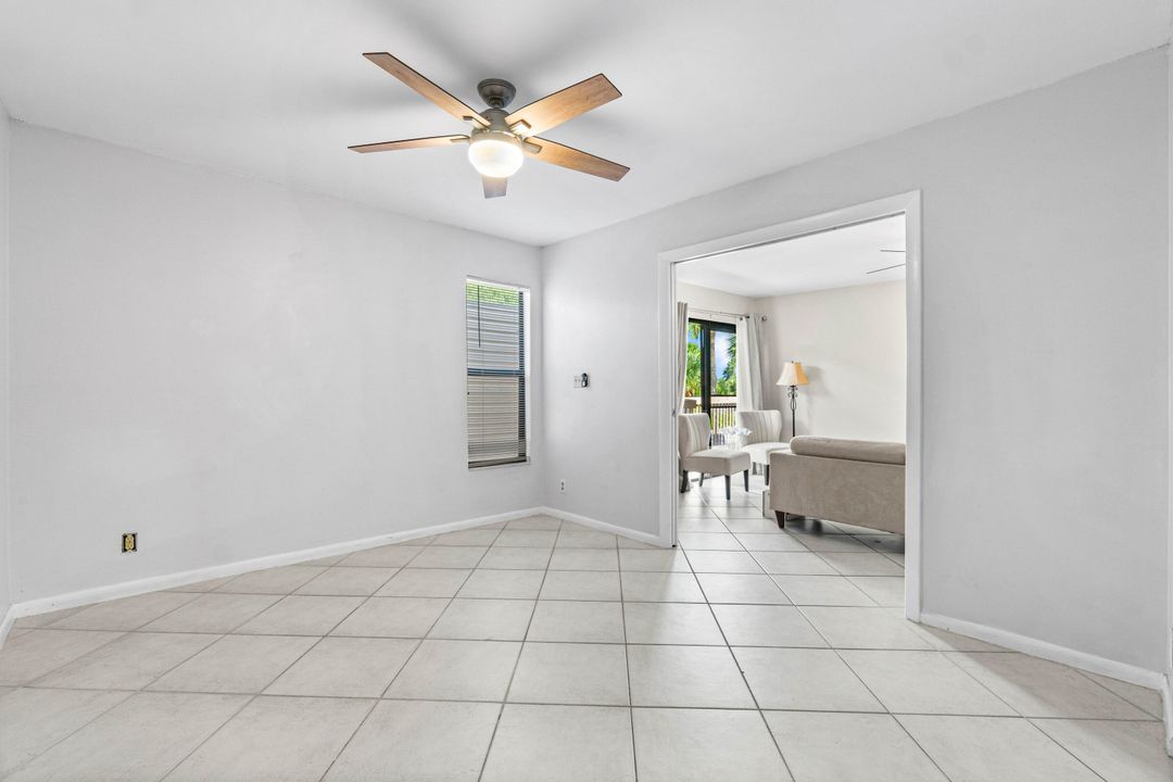 Active With Contract: $2,150 (2 beds, 2 baths, 800 Square Feet)