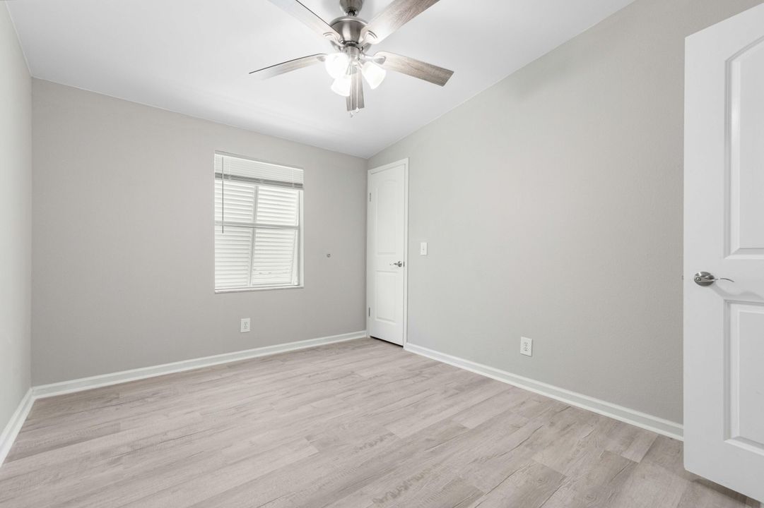 For Sale: $249,000 (2 beds, 2 baths, 1280 Square Feet)