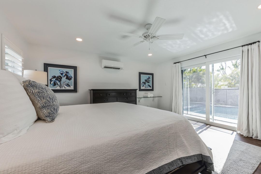 For Sale: $1,050,000 (3 beds, 2 baths, 2006 Square Feet)