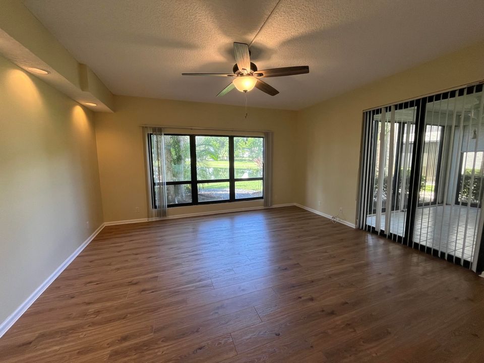 For Rent: $3,500 (3 beds, 2 baths, 1468 Square Feet)