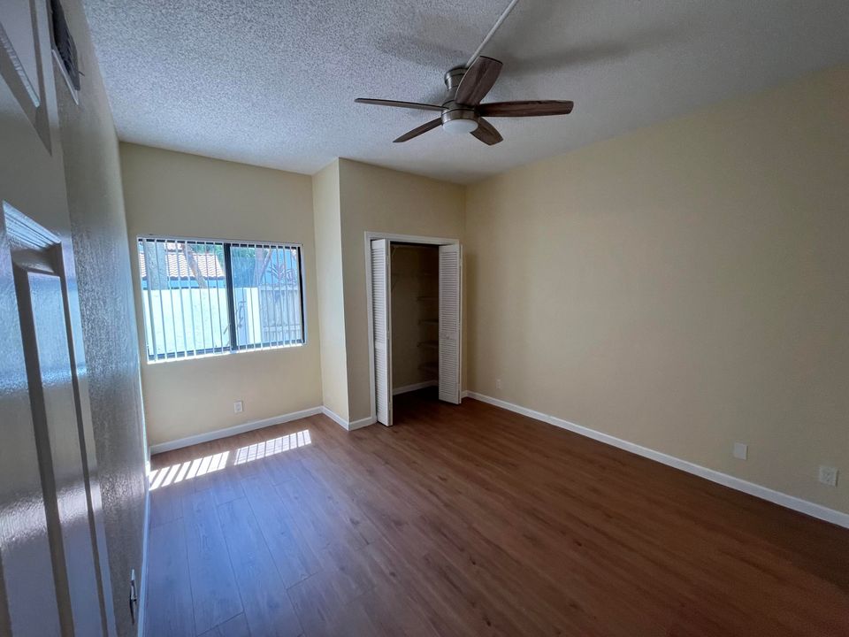 For Rent: $3,500 (3 beds, 2 baths, 1468 Square Feet)