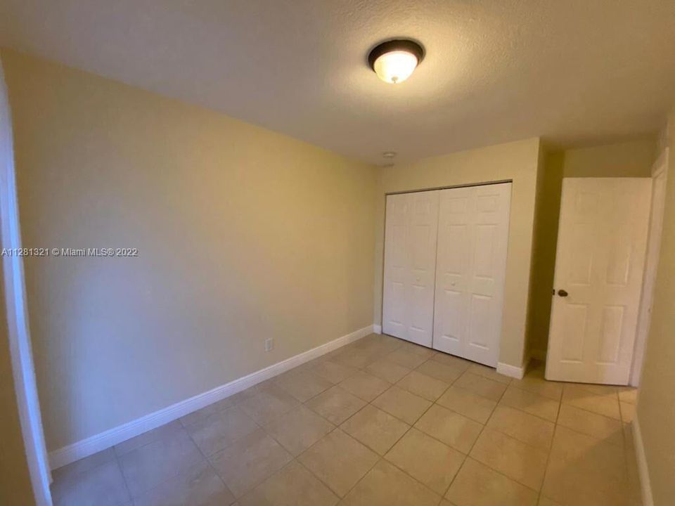 For Rent: $1,875 (2 beds, 1 baths, 1088 Square Feet)