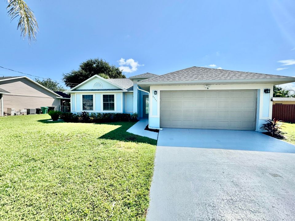 For Sale: $349,900 (3 beds, 2 baths, 1387 Square Feet)