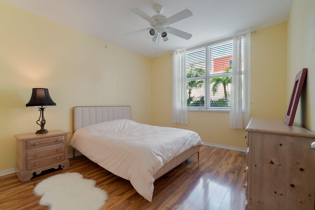 For Sale: $389,000 (3 beds, 2 baths, 1501 Square Feet)