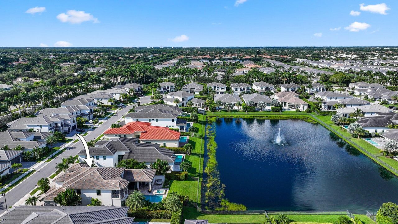 Active With Contract: $2,250,000 (4 beds, 4 baths, 3705 Square Feet)