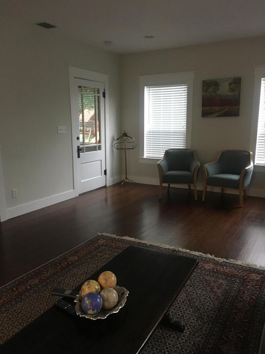 For Rent: $5,500 (2 beds, 1 baths, 1502 Square Feet)