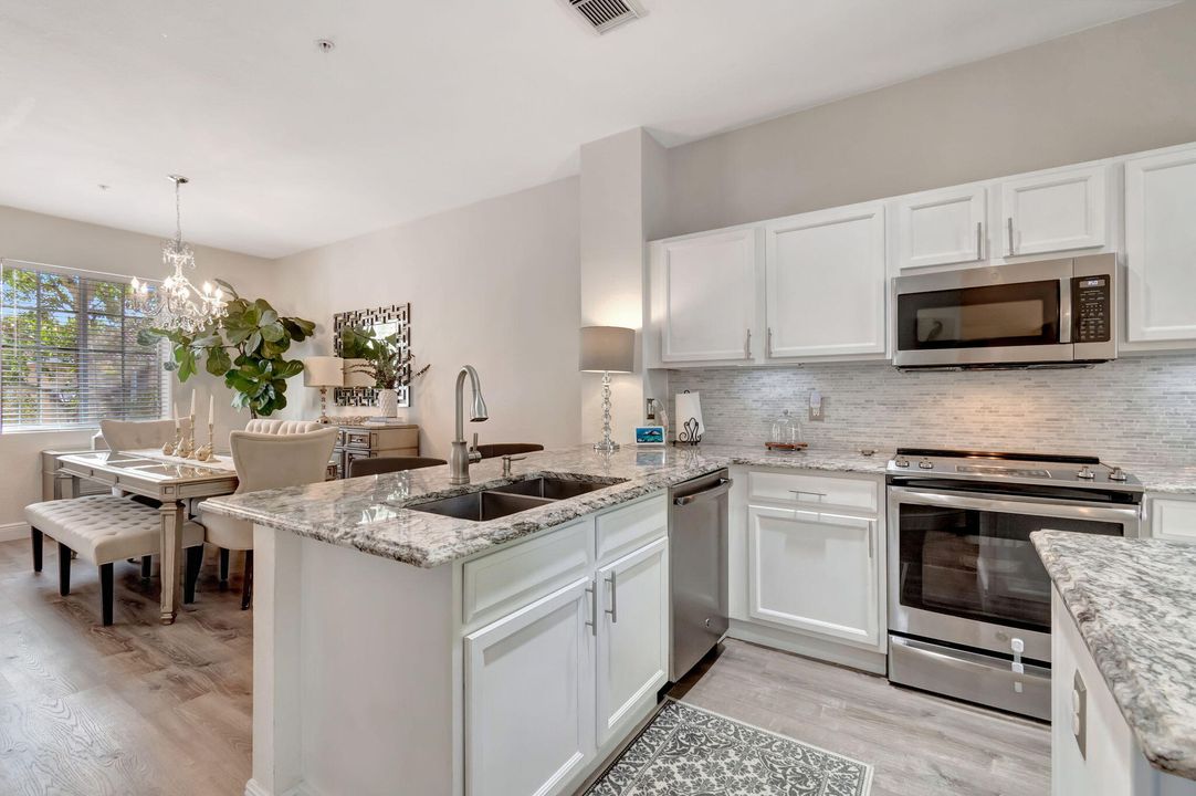 For Sale: $445,000 (3 beds, 2 baths, 1796 Square Feet)