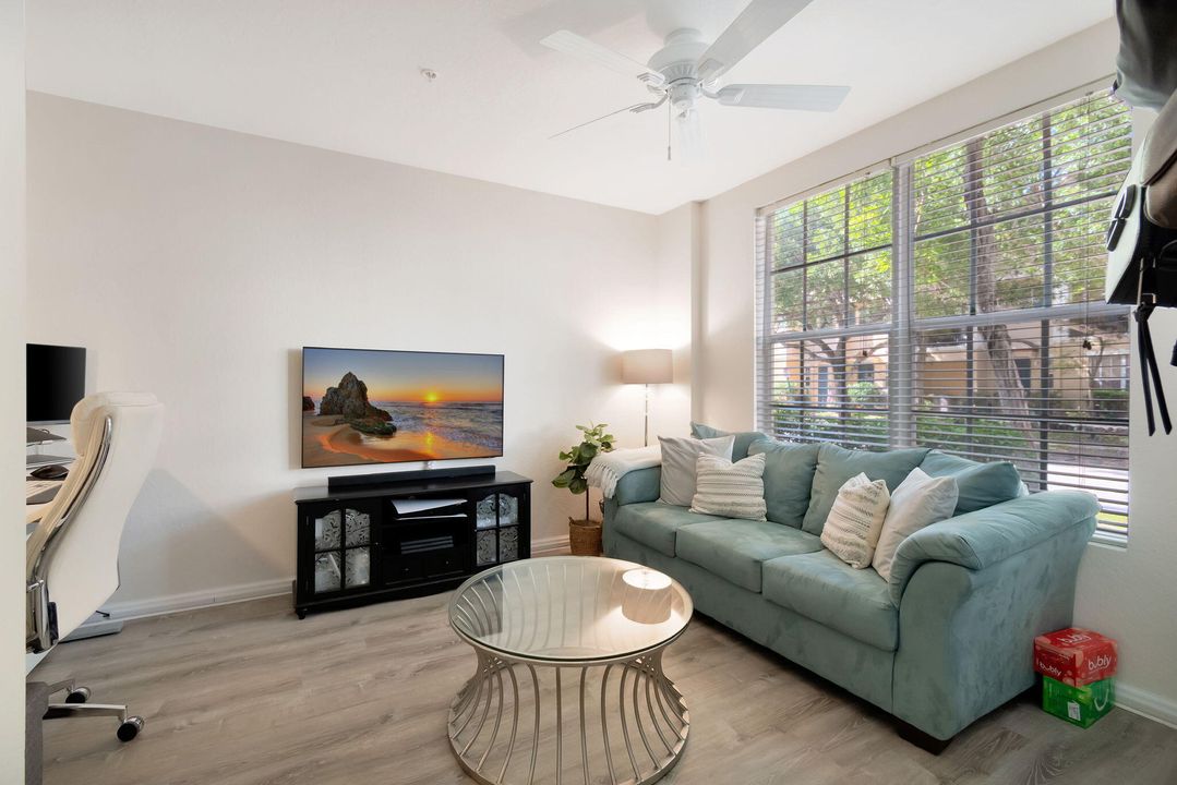 For Sale: $445,000 (3 beds, 2 baths, 1796 Square Feet)