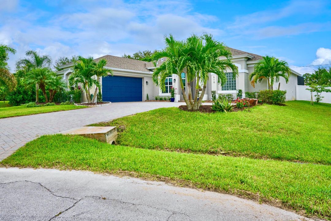 For Sale: $625,000 (3 beds, 3 baths, 2417 Square Feet)