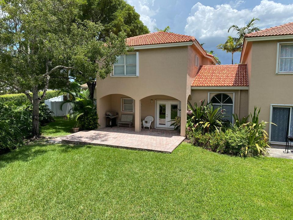 En Venta: $599,999 (3 camas, 2 baños, 1418 Pies cuadrados)