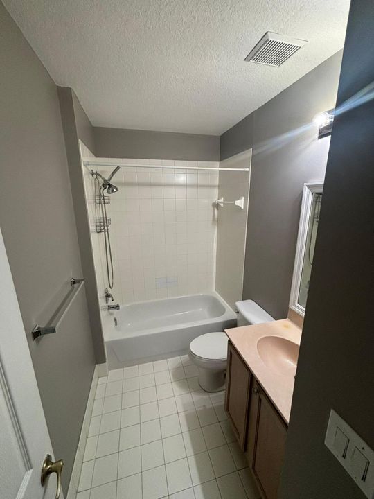 For Sale: $340,000 (2 beds, 2 baths, 1108 Square Feet)