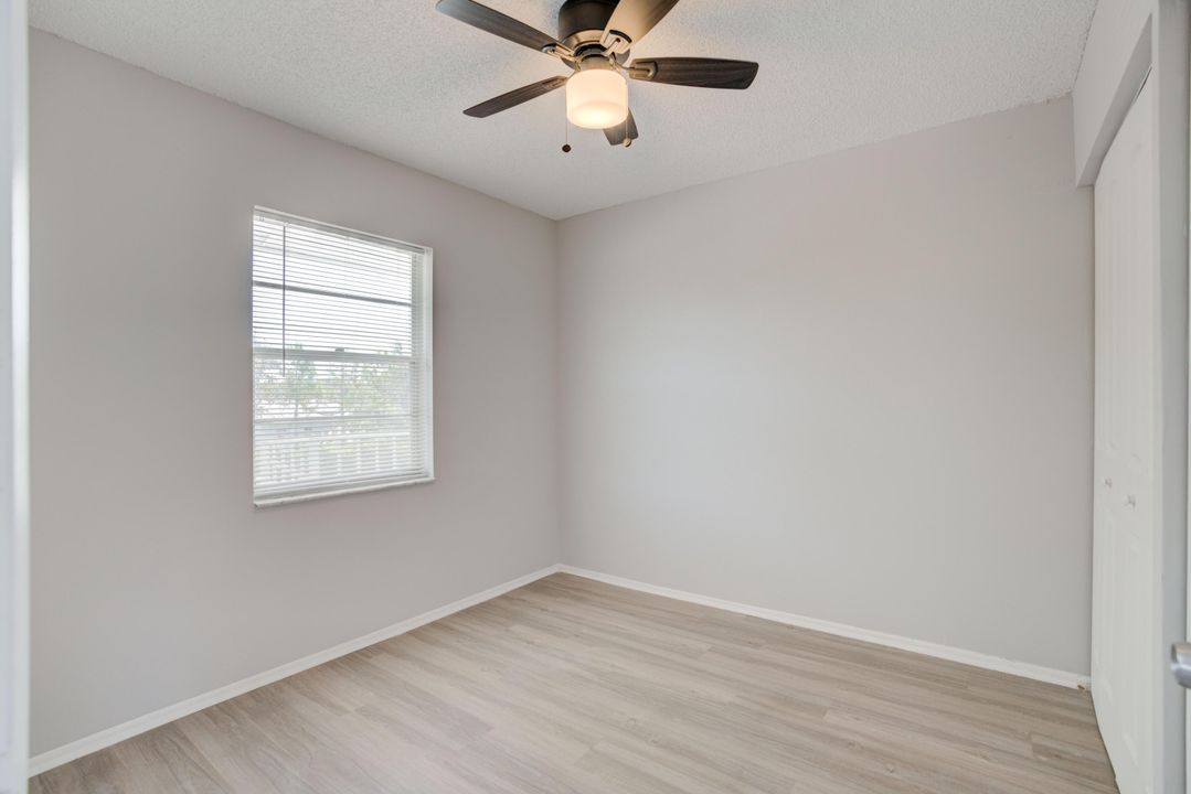 Active With Contract: $2,875 (3 beds, 1 baths, 1100 Square Feet)