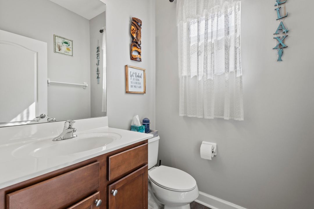 For Sale: $375,000 (3 beds, 2 baths, 1602 Square Feet)