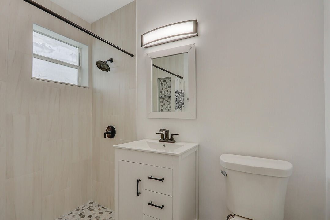 For Sale: $568,000 (3 beds, 2 baths, 1328 Square Feet)