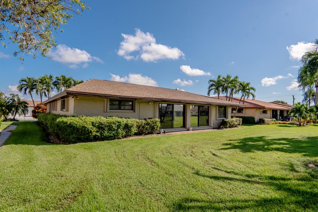 For Sale: $499,000 (3 beds, 2 baths, 2304 Square Feet)