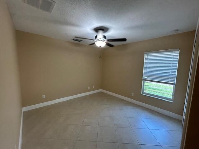 For Rent: $2,900 (4 beds, 3 baths, 2182 Square Feet)