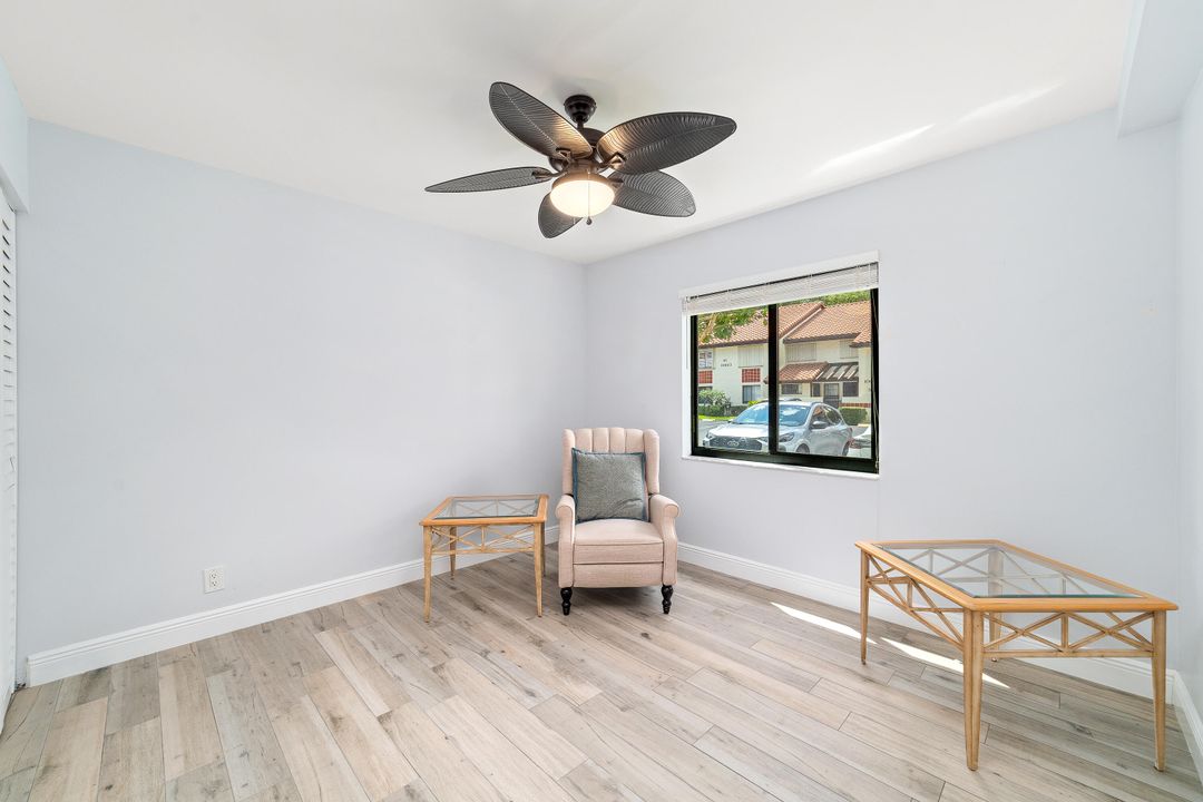 For Sale: $334,900 (2 beds, 2 baths, 1330 Square Feet)