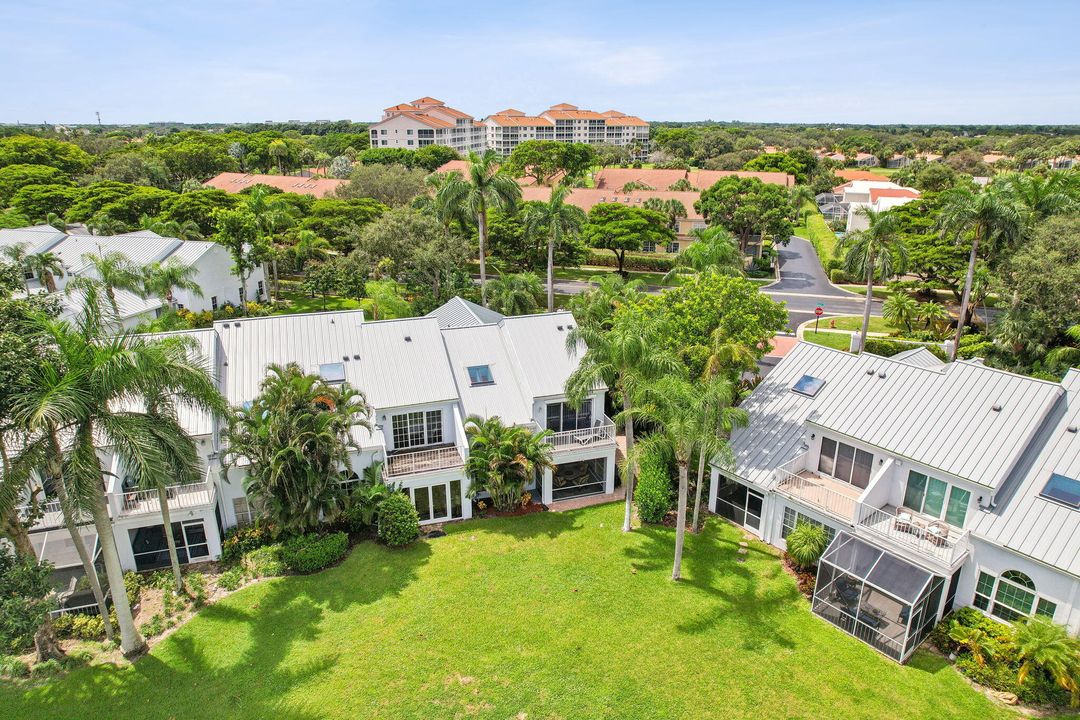 Active With Contract: $650,000 (3 beds, 2 baths, 1862 Square Feet)