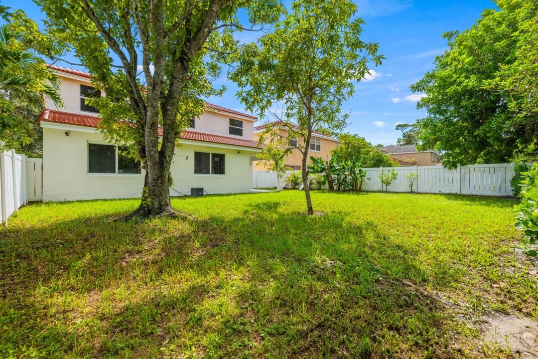 For Sale: $765,000 (3 beds, 2 baths, 2330 Square Feet)