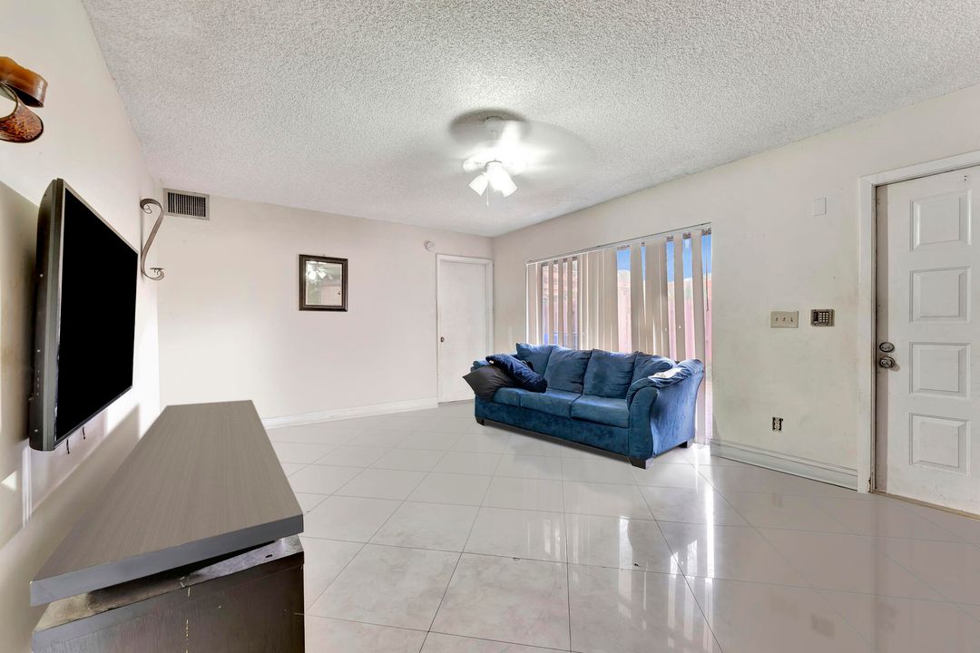 For Sale: $350,000 (3 beds, 2 baths, 1460 Square Feet)