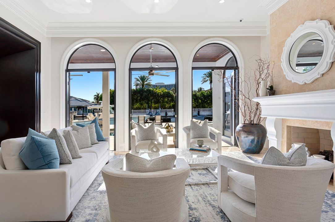 For Sale: $8,795,000 (6 beds, 7 baths, 8332 Square Feet)