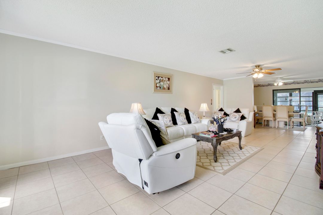 For Sale: $350,000 (2 beds, 2 baths, 1400 Square Feet)