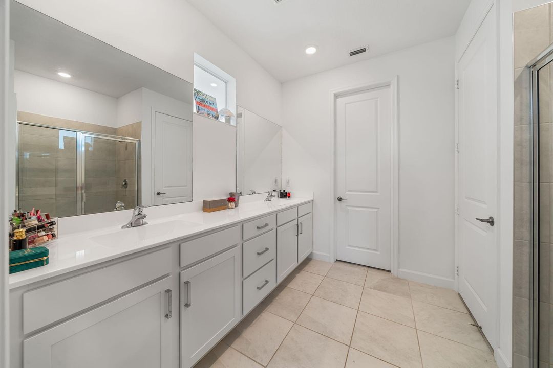 For Sale: $635,000 (3 beds, 2 baths, 2179 Square Feet)