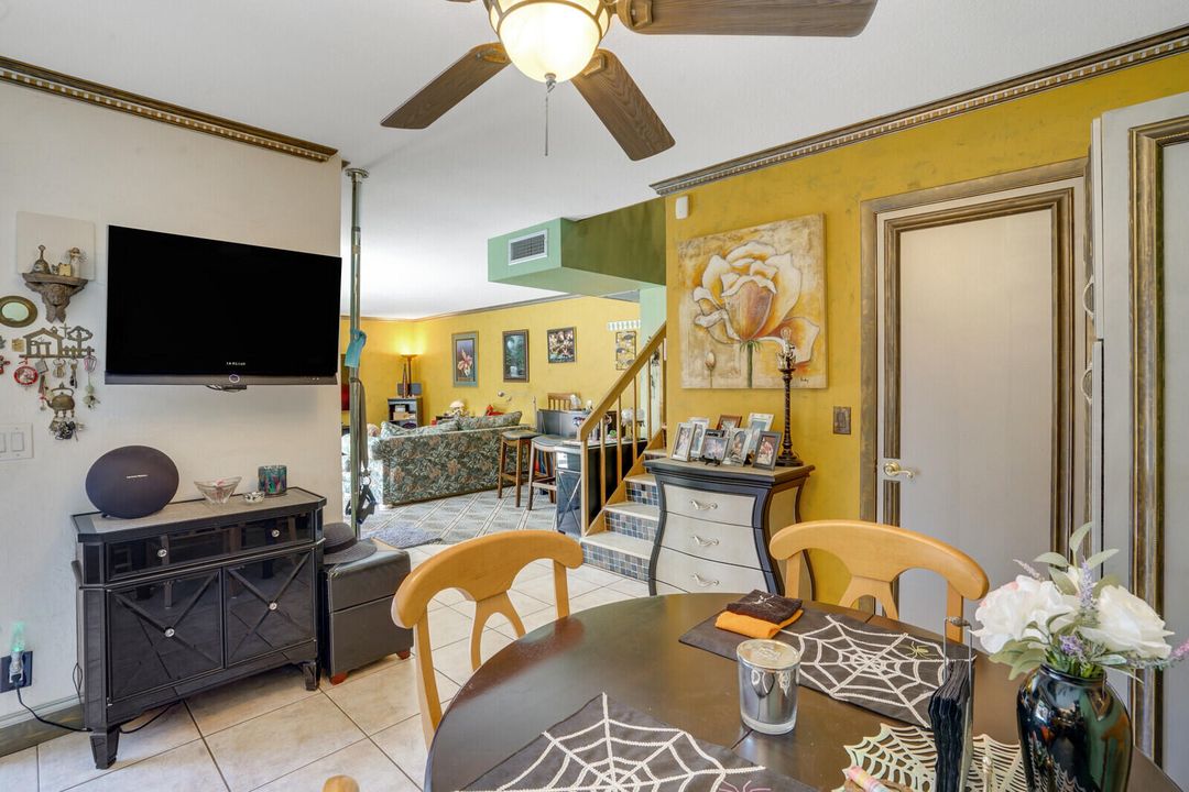 For Sale: $349,000 (2 beds, 2 baths, 1232 Square Feet)