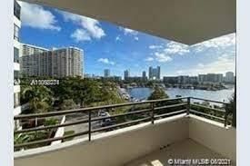 For Sale: $339,000 (2 beds, 2 baths, 1400 Square Feet)