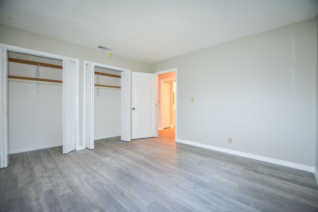 For Rent: $1,900 (2 beds, 1 baths, 840 Square Feet)