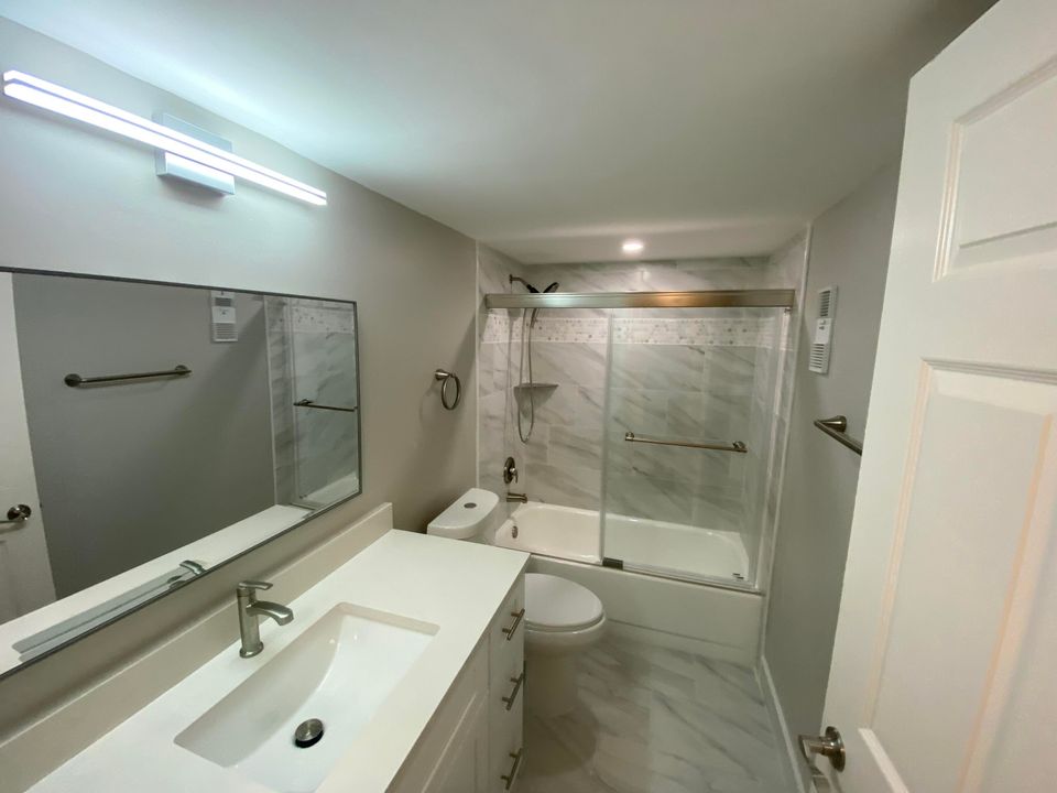 For Sale: $315,000 (2 beds, 2 baths, 1348 Square Feet)