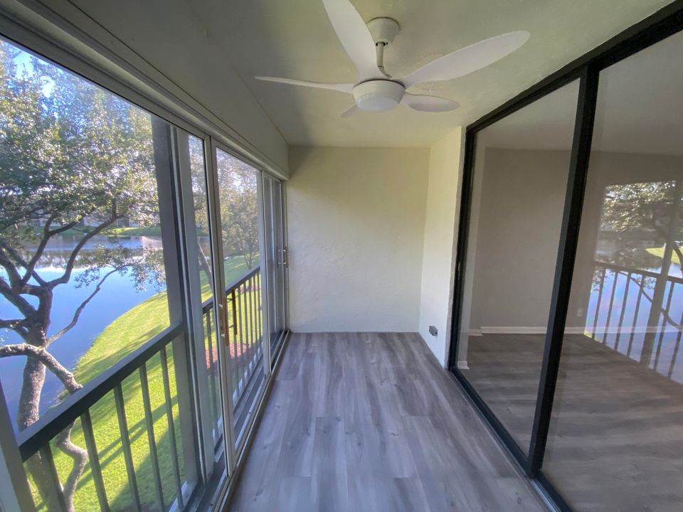 For Sale: $315,000 (2 beds, 2 baths, 1348 Square Feet)