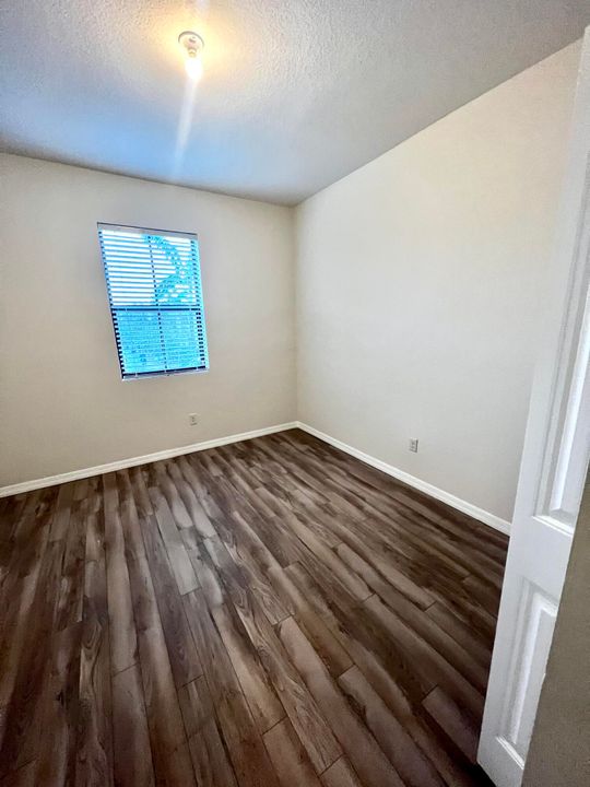 For Rent: $2,750 (3 beds, 2 baths, 1537 Square Feet)