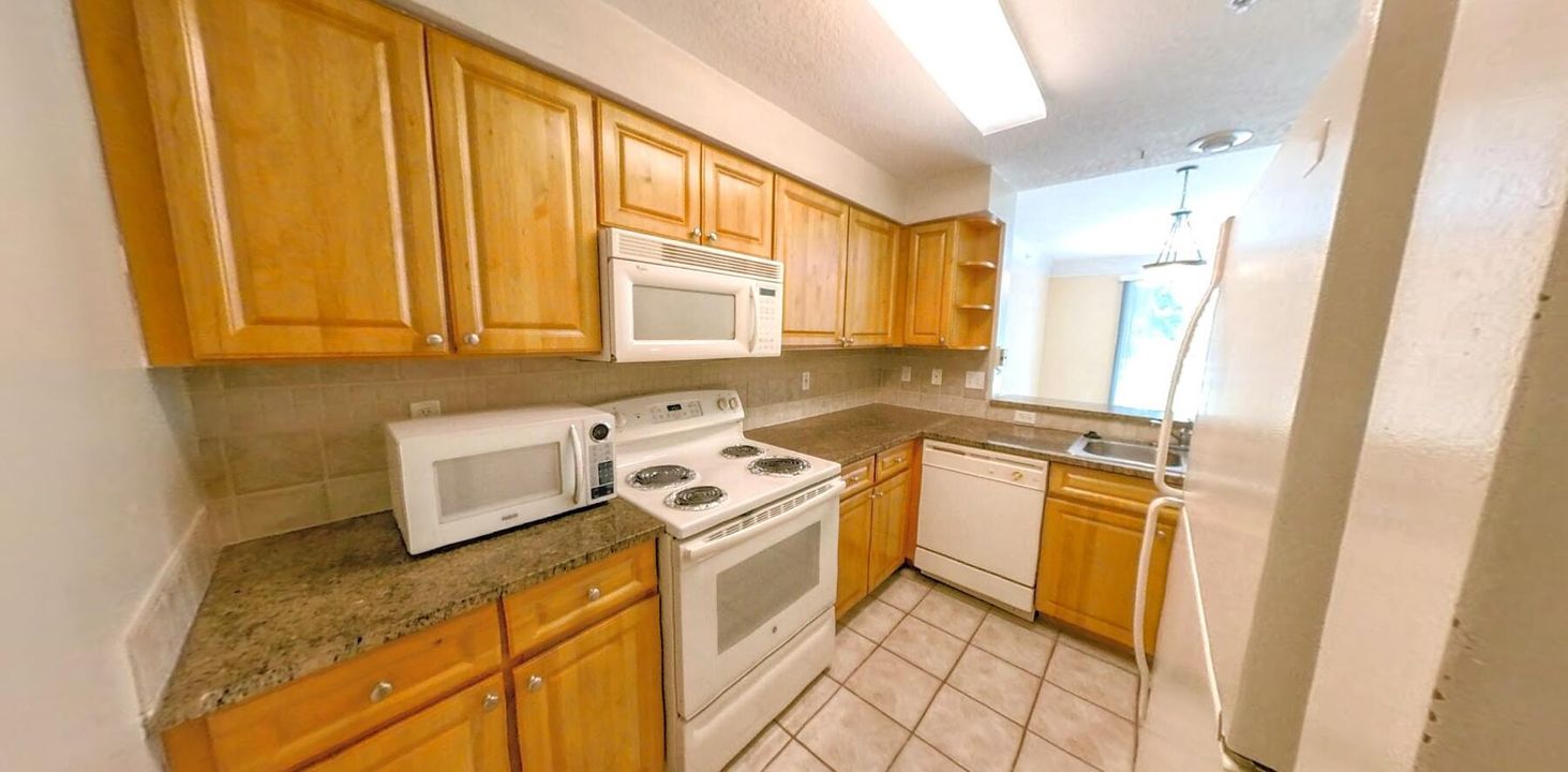 For Rent: $2,995 (3 beds, 2 baths, 1362 Square Feet)