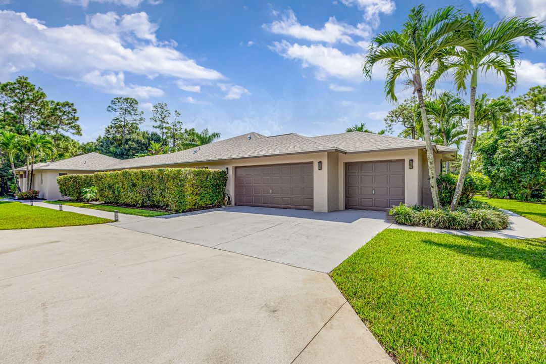 For Sale: $1,900,000 (4 beds, 3 baths, 2977 Square Feet)