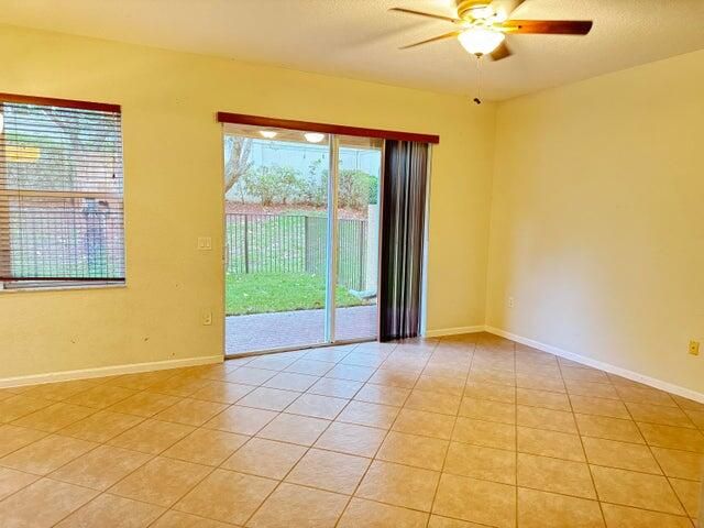 For Rent: $3,600 (4 beds, 2 baths, 2220 Square Feet)