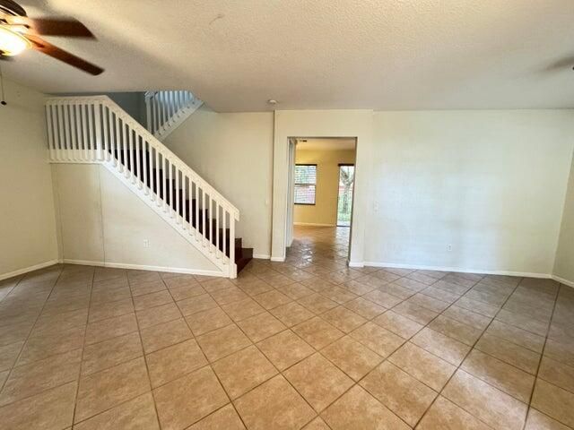 For Rent: $3,600 (4 beds, 2 baths, 2220 Square Feet)